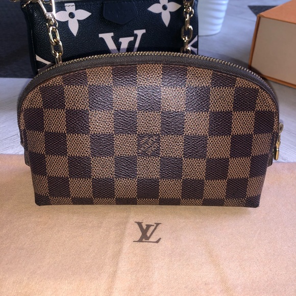 SOLD Authentic LV Damier Ebene Cosmetic Pouch - Picture 2 of 16